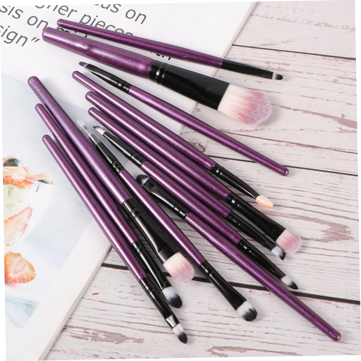 12Pcs Makeup Brush Wooden Handle Angled Blush Brush and Case Professional Cosmetics Kit for Women